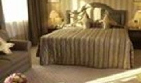 Luxury 5 star hotel image