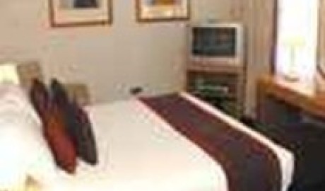 Accessible 4 star hotel image