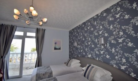 Accessible Seafront hotel image