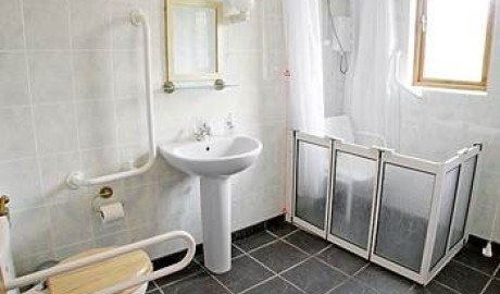 Countryside Bungalow in Spean Bridge, Roy Bridge near Fort William image