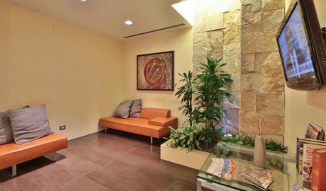 Accessible Hotel near Vatican City image