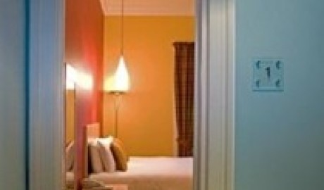 Accessible three star hotel image