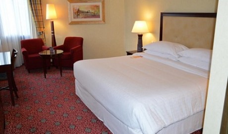 Luxury 5 star hotel image