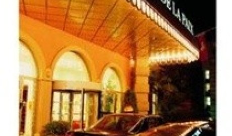 Accessible 4 star hotel image
