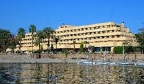 Luxury 5 star hotel image