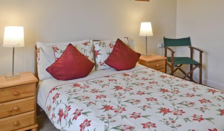 Beach Cottage (pet friendly) image