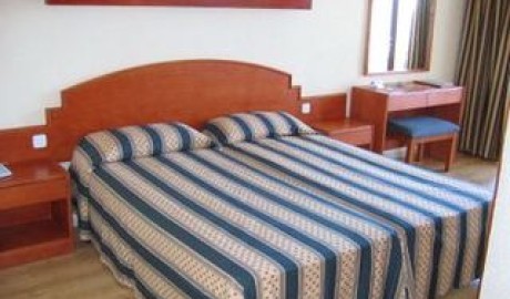Accessible three star hotel image