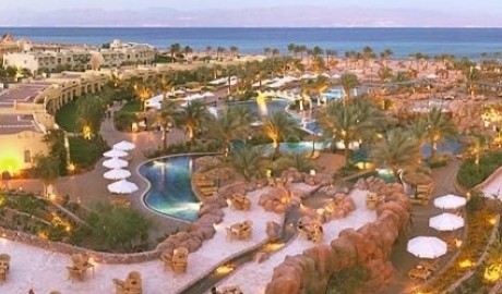 Luxury 5 star hotel image