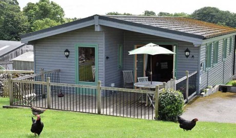 Countryside Log Cabin image