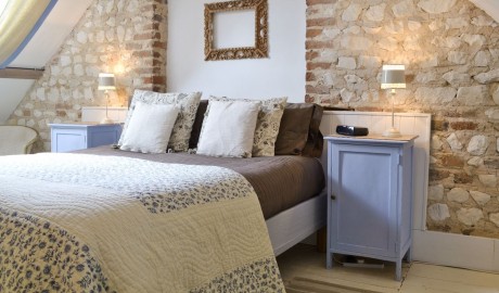 Countryside House image