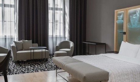 Luxury hotel image