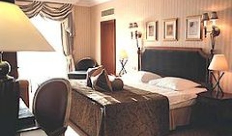 Luxury 5 star hotel image