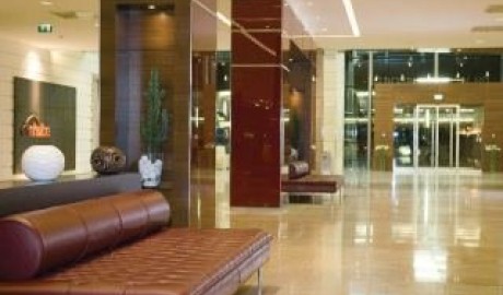 Accessible Airport Hotel image