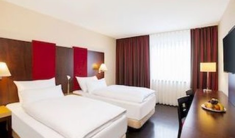 Accessible Airport Hotel image