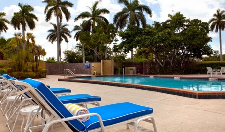 Aiport hotel & Convention center image