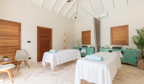 Accessible Dolphin Hotel image