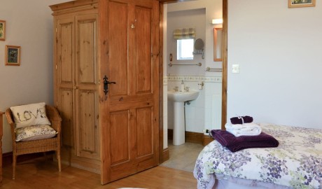 Accessible cottage in Sledmere, nr. Driffield image