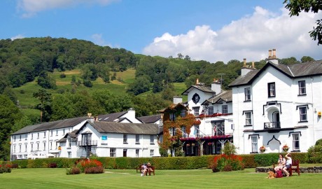 Accessible Lakeside Hotel image