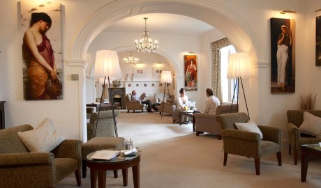Accessible Lakeside Hotel image
