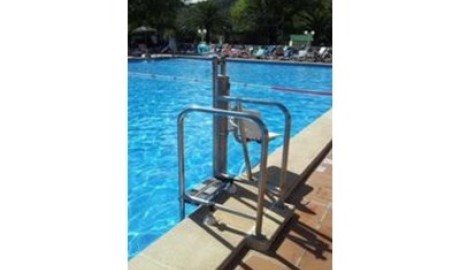Wheelchair friendly beach hotel image