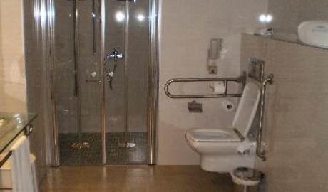 Wheelchair friendly beach hotel image