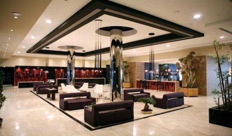 Wheelchair friendly beach hotel image