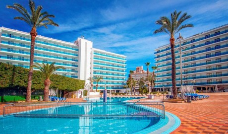 Acessible Beach Hotel image