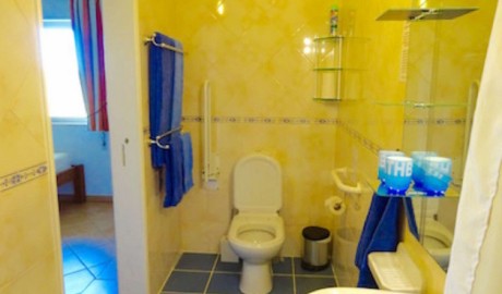 Accessible holiday villa image