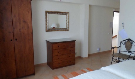 Accessible holiday villa image