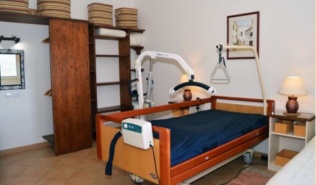 Accessible holiday villa image