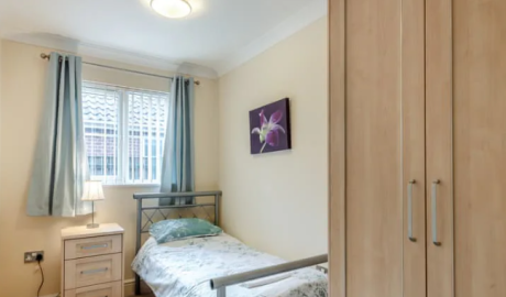 Accessible coastal cottage image