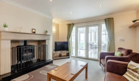 Accessible coastal cottage image