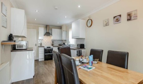 Accessible coastal cottage image