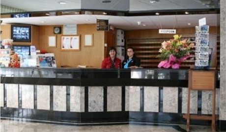 Wheelchair friendly beach hotel image