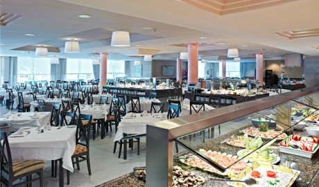 Accessible Beach Aparthotel image