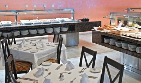 Accessible Beach Aparthotel image