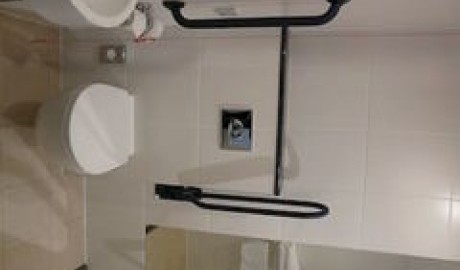 Accessible hotel in Leigh image