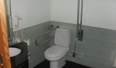 Accessible central hotel image