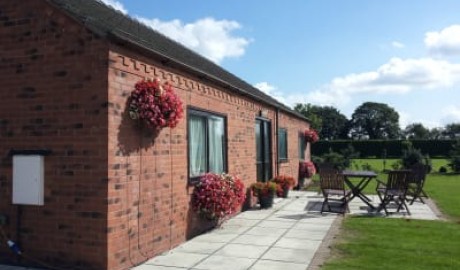 Country cottage image
