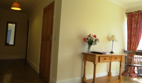 Country cottage image