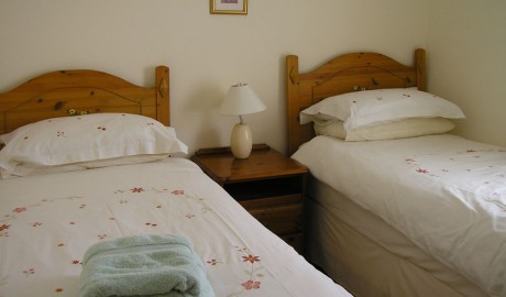 Country cottage image