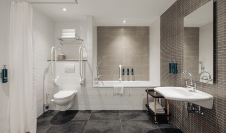 Accessible room 4