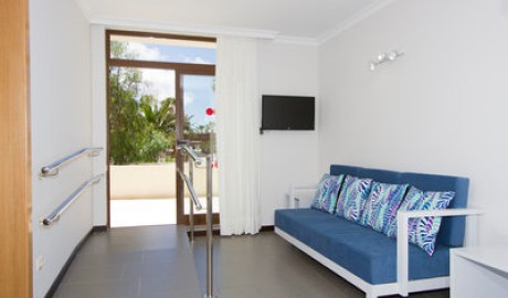 Central Sandy Bay Apartment image