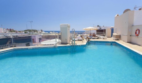 Central hotel image