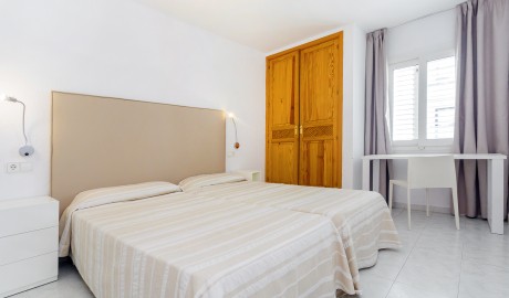 Central hotel image