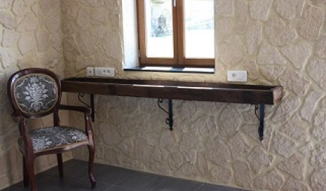 Accessible scenic room in rural Burgundy image