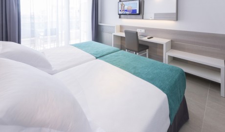 Accessible beach hotel image