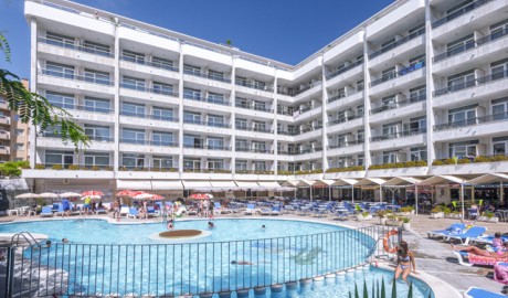 Accessible beach hotel image