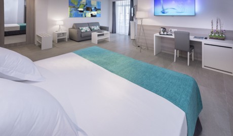 Accessible beach hotel image
