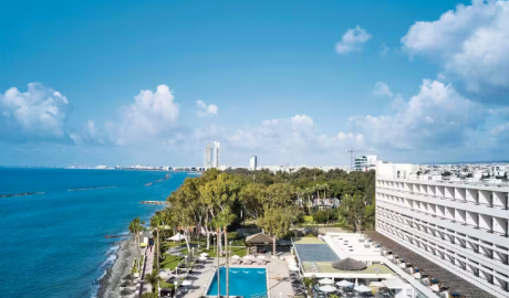 Accessible beach hotel image
